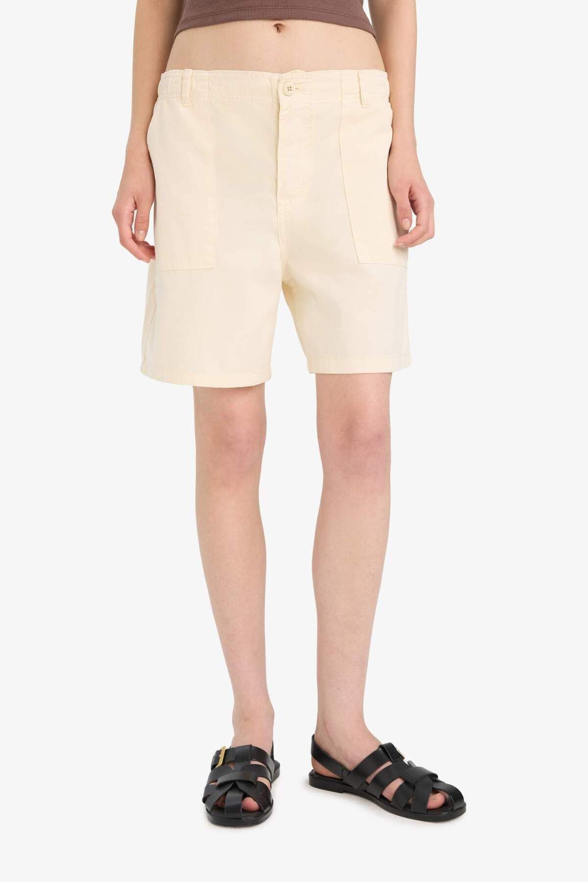 DeFacto Coool Normal Bel Kısa Paça Gabardin Şort F3318AX25SM