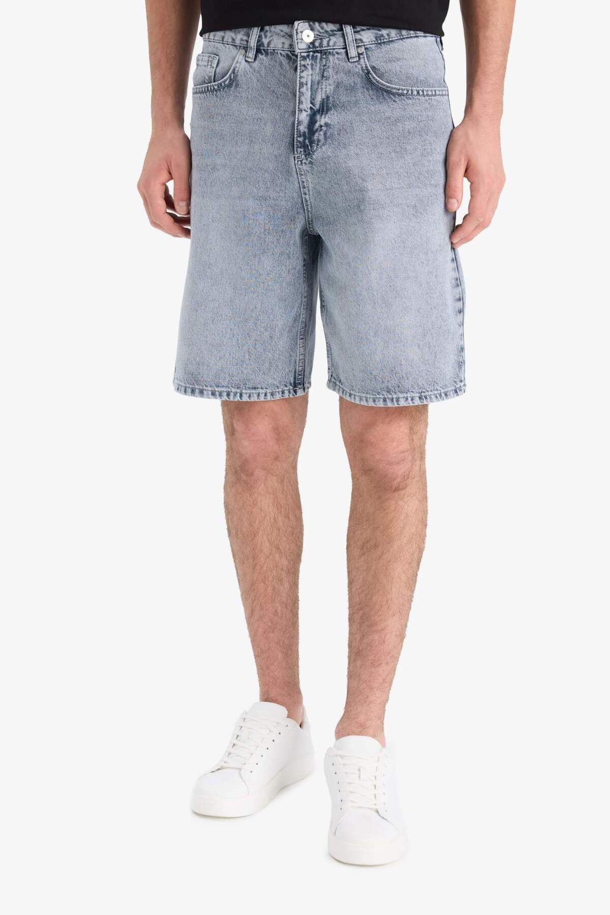 DeFacto %100 Pamuk Straight Fit Jean Bermuda Şort F5540AX25SM