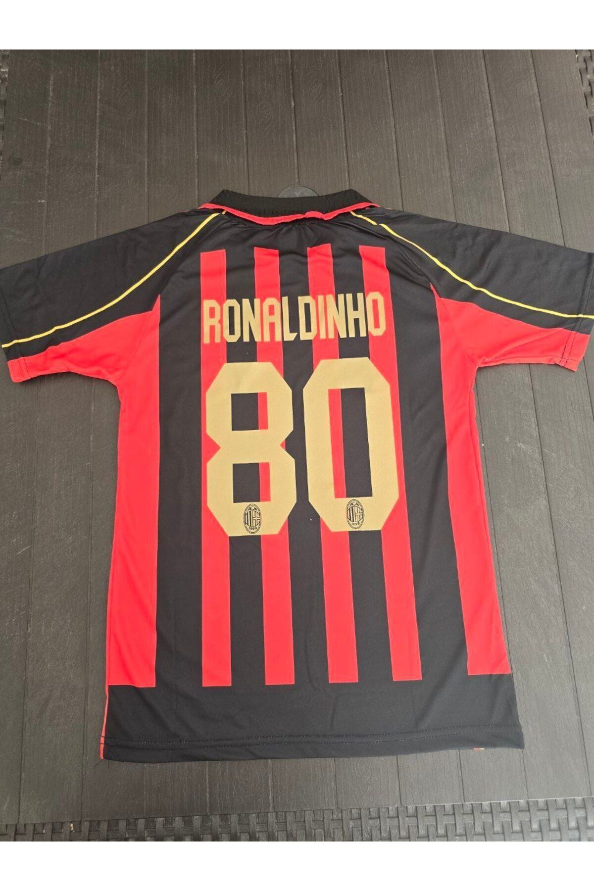 Atlas Global EFSANE MİLAN RONALDINHO 80 NOSTALJİ FORMASI 2007/08