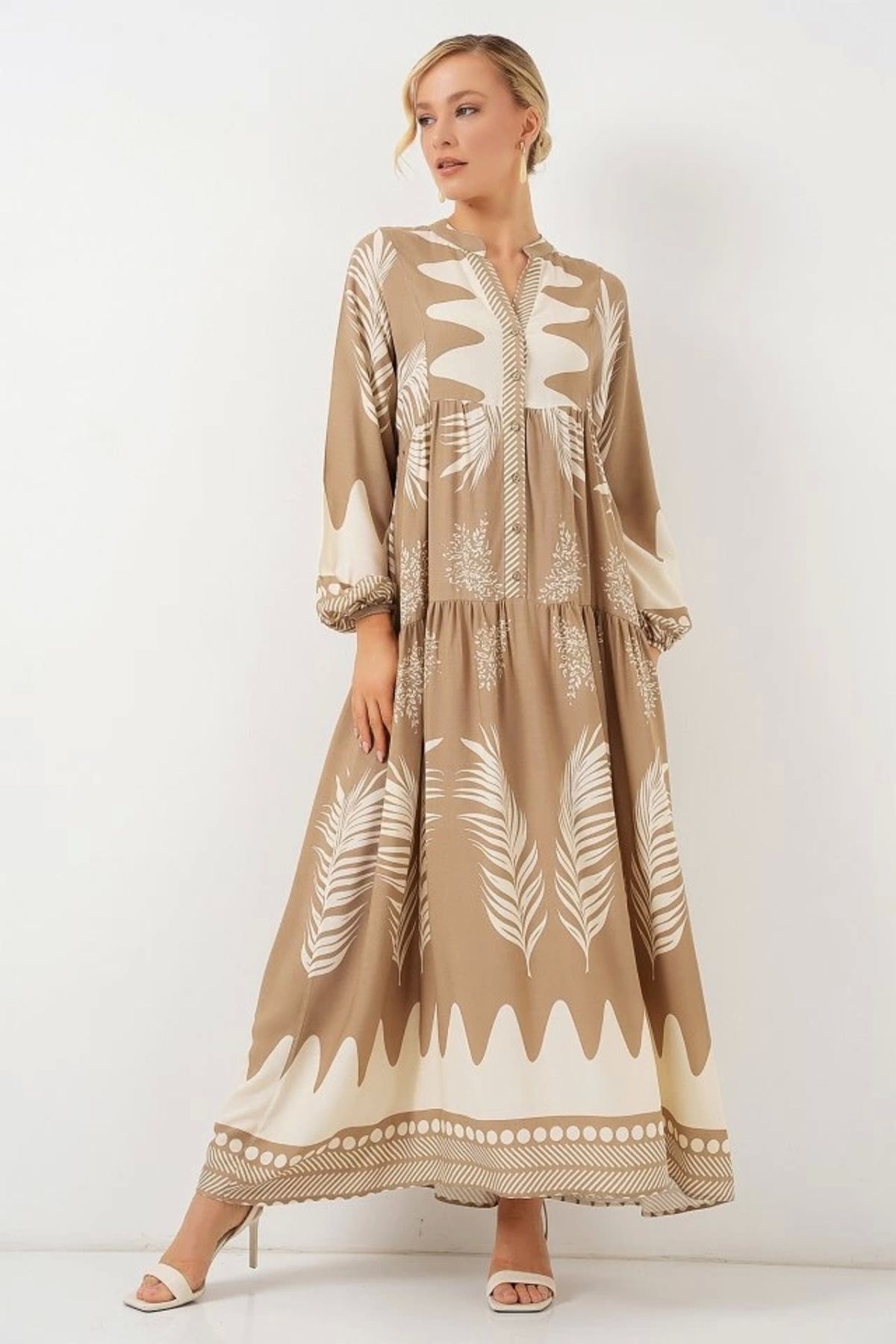 Butik 2423 Otantik Desenli Tesettür Elbise - M. Camel