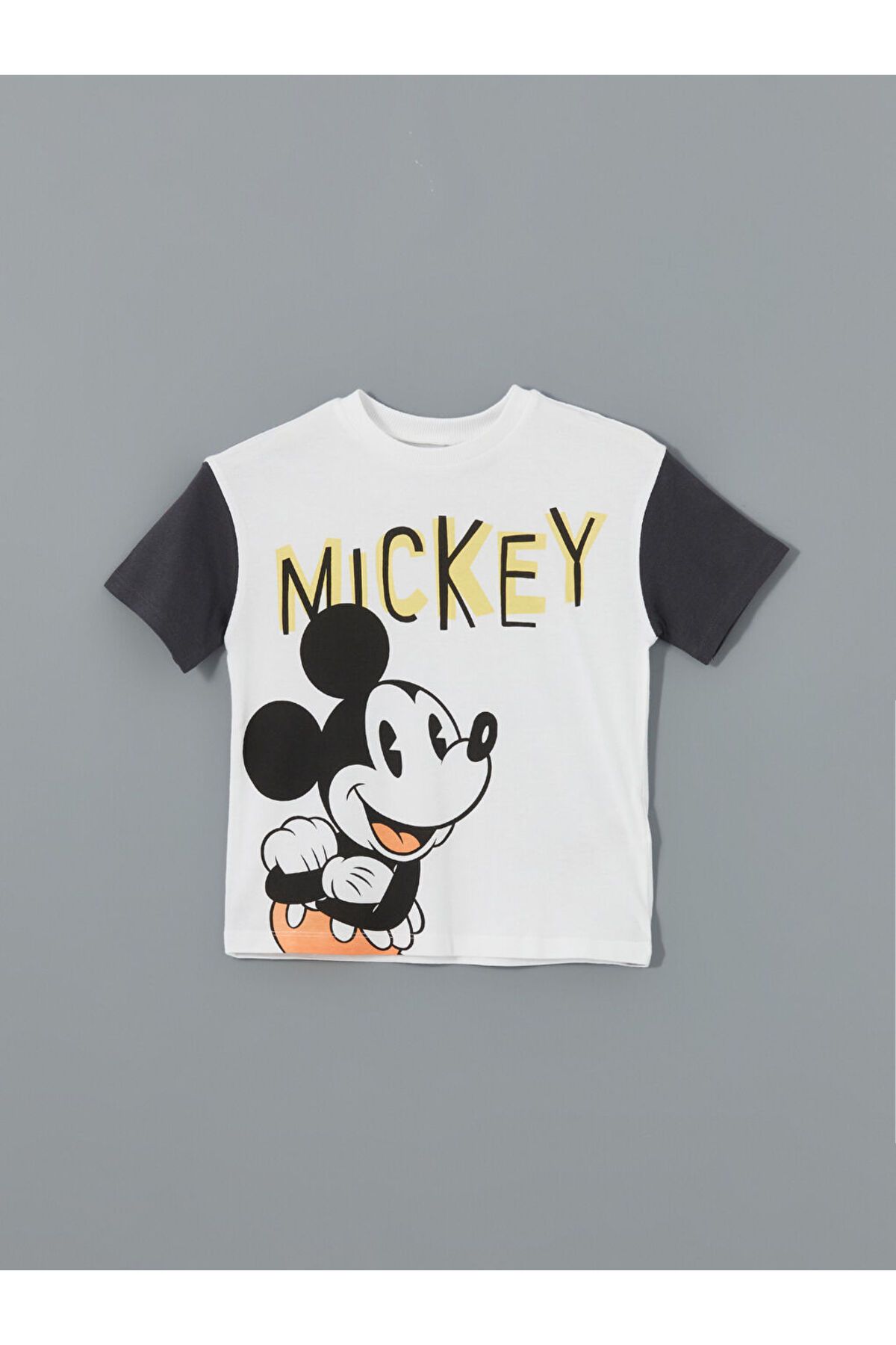LC Waikiki Yeni Sezon Mickey Mouse Baskili Erkek Cocuk Tisort - S5FY67Z1
