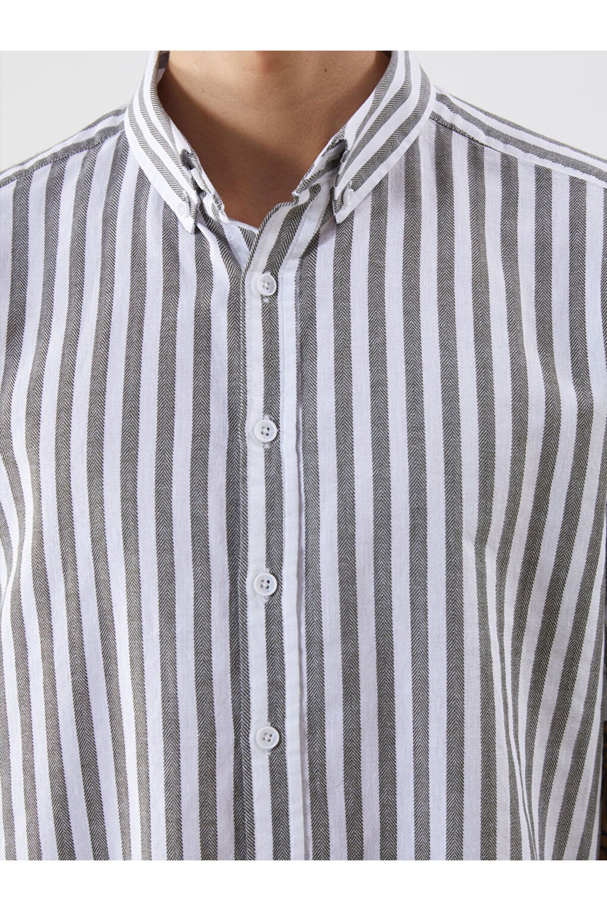 LC Waikiki Yeni Sezon Regular Fit Kisa Kollu Cizgili Erkek Gomlek - S5NC46Z8