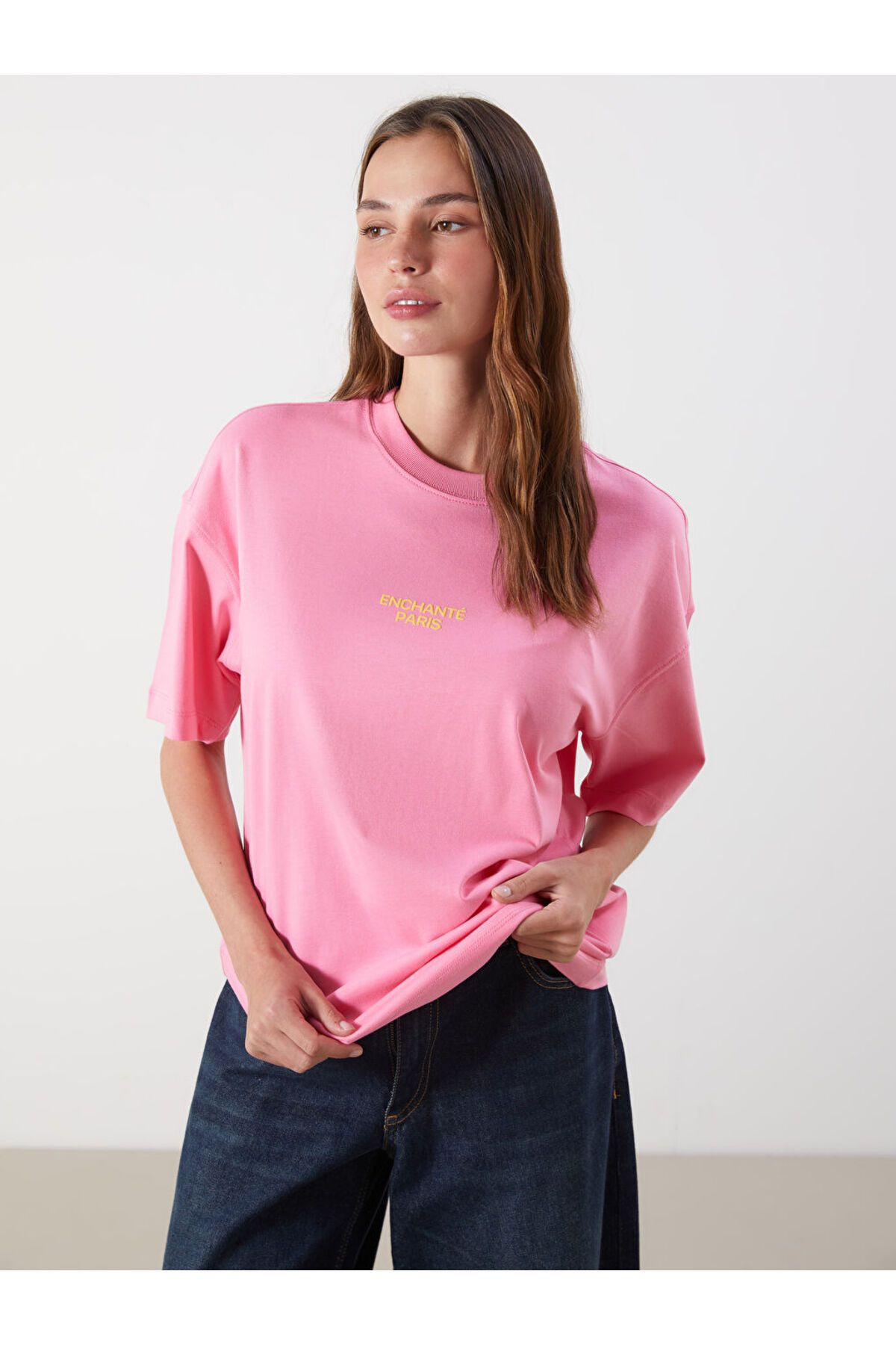 LC Waikiki Yeni Sezon Bisiklet Yaka Paris Baskili Oversize Kadin Tisort - S5PM55Z8