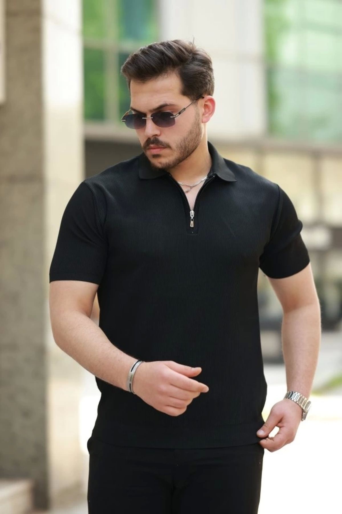 Butik Erkek Fermuarlı Yakalı Kısa Kollu Tshirt