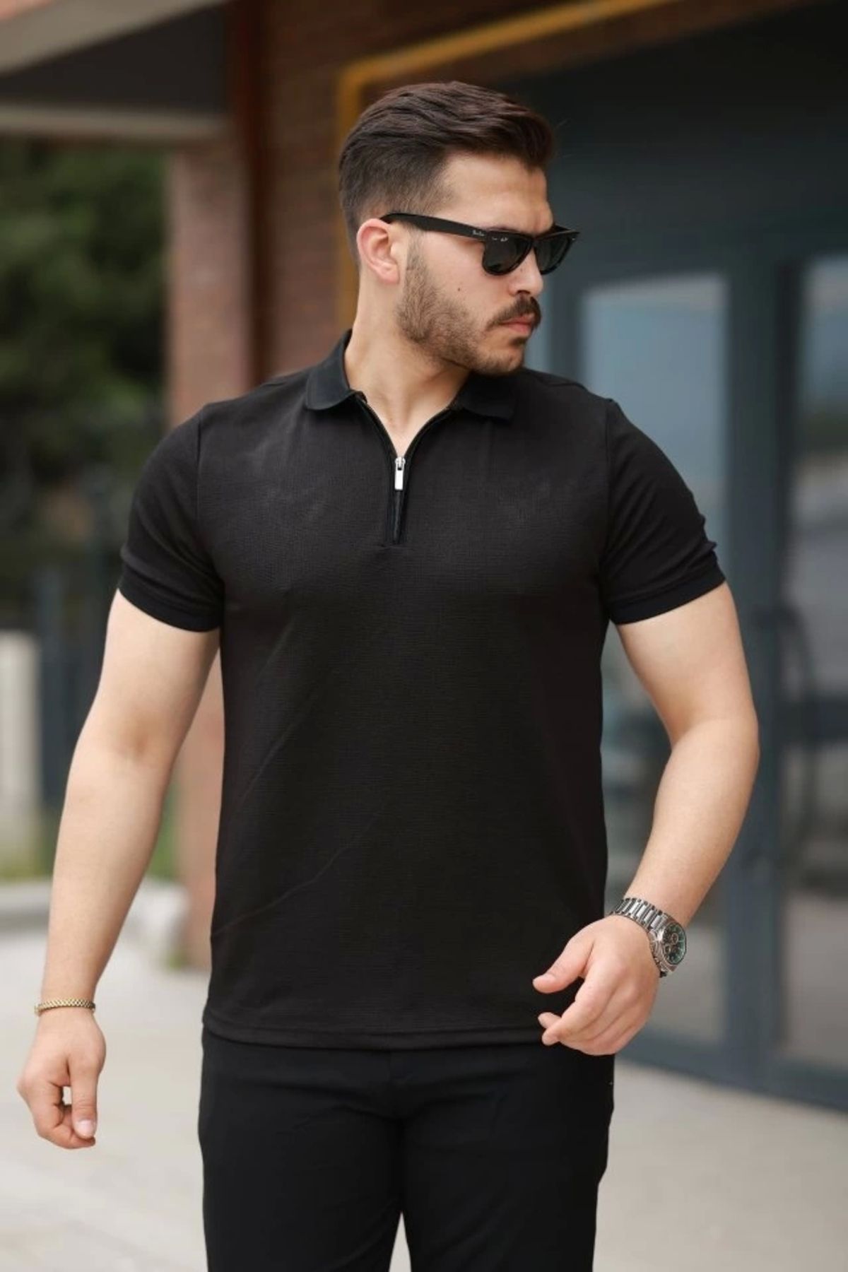 Butik Erkek Fermuarlı Yaka Kısa Kollu Tişört