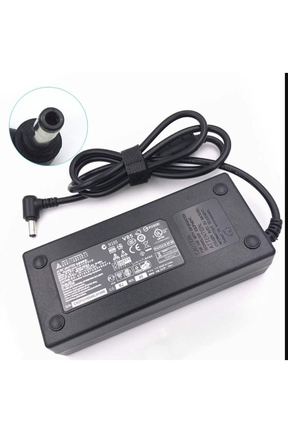 Teknomax Delta 19V 6.32A 120W Adaptör ADP-120ZB Outlet