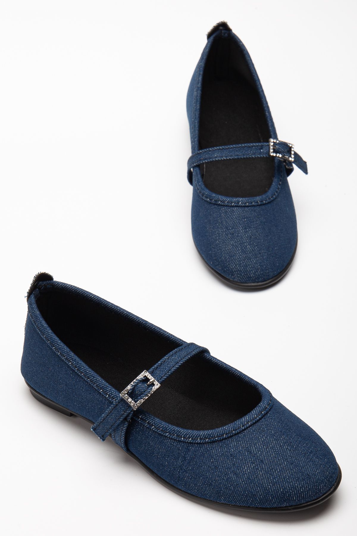 Odal Shoes Kadın Yuvarlak Burun Ortopedik Toka Detaylı Rahat Şık Günlük Babet Ayakkabı