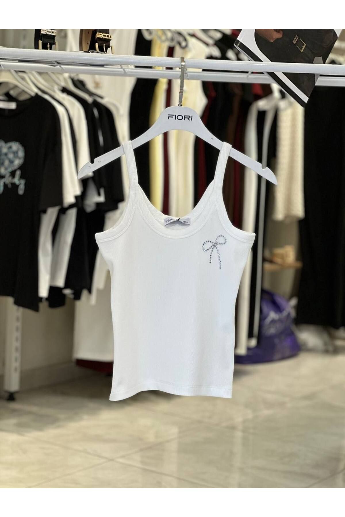 FioriModa Sıfır Kol Bluz