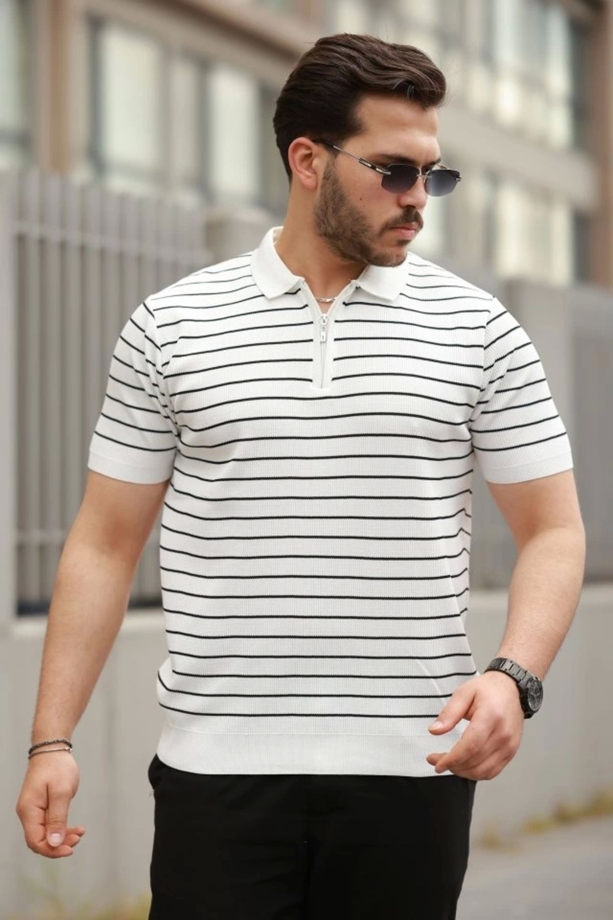 Butik Erkek Fermuar Yakalı çizgili Kısa Kollu T-shirt