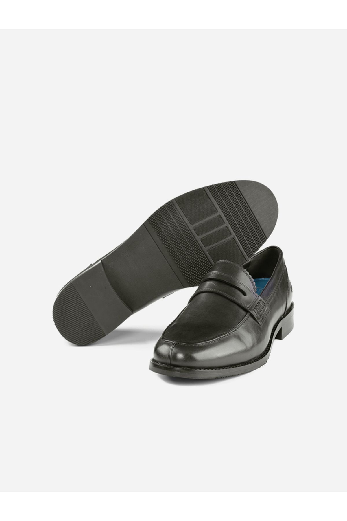 Heel Your Sole By Styli-Solid Slip-On Loafers 4