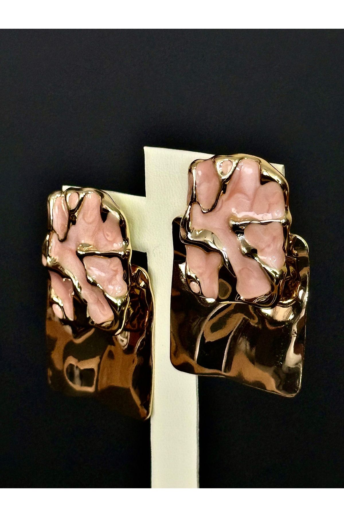 LİORİNAS Model Gold/Pembe Çelik Küpe