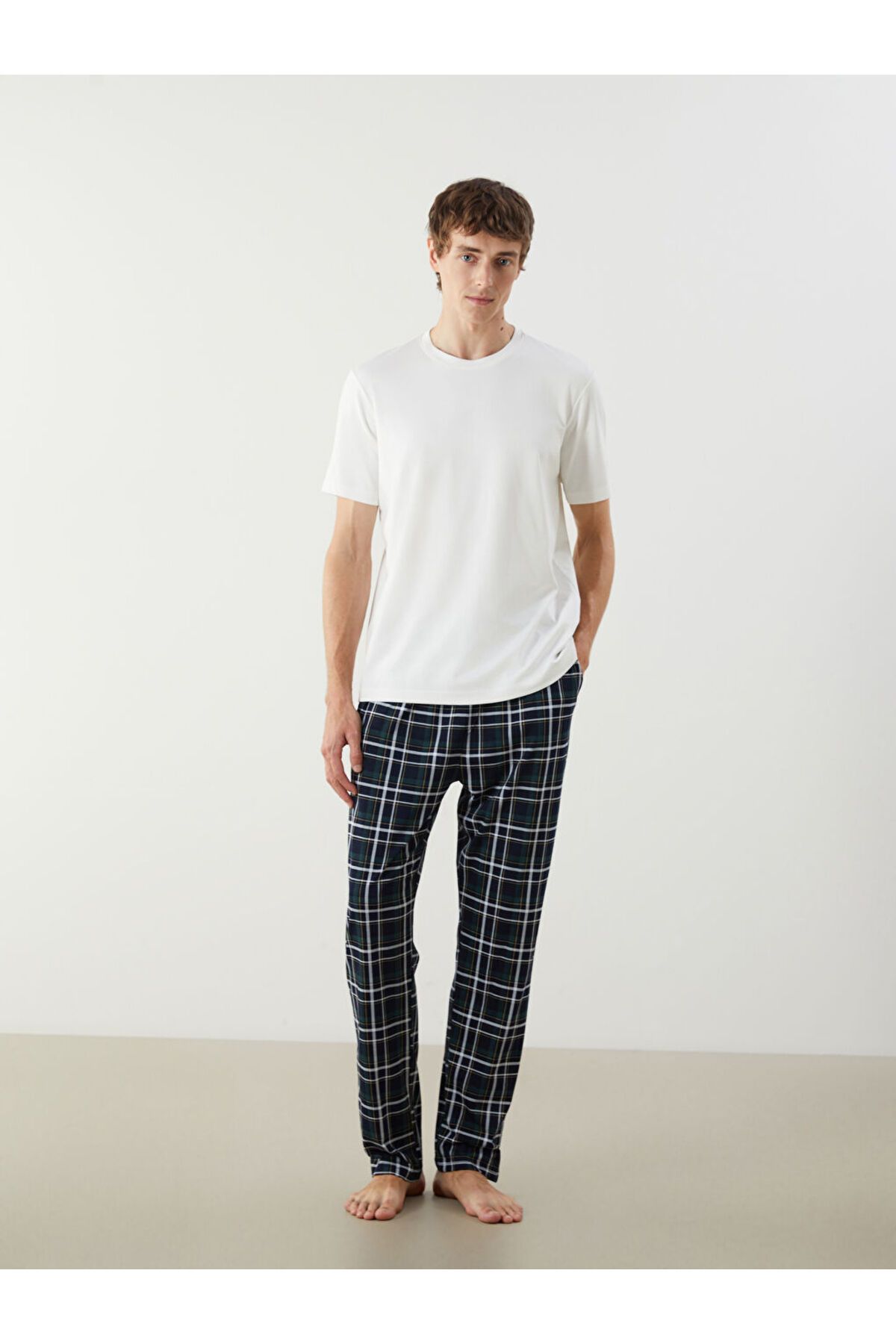 LC Waikiki Yeni Sezon Standart Kalip Ekose Erkek Pijama Alt - S50017Z8