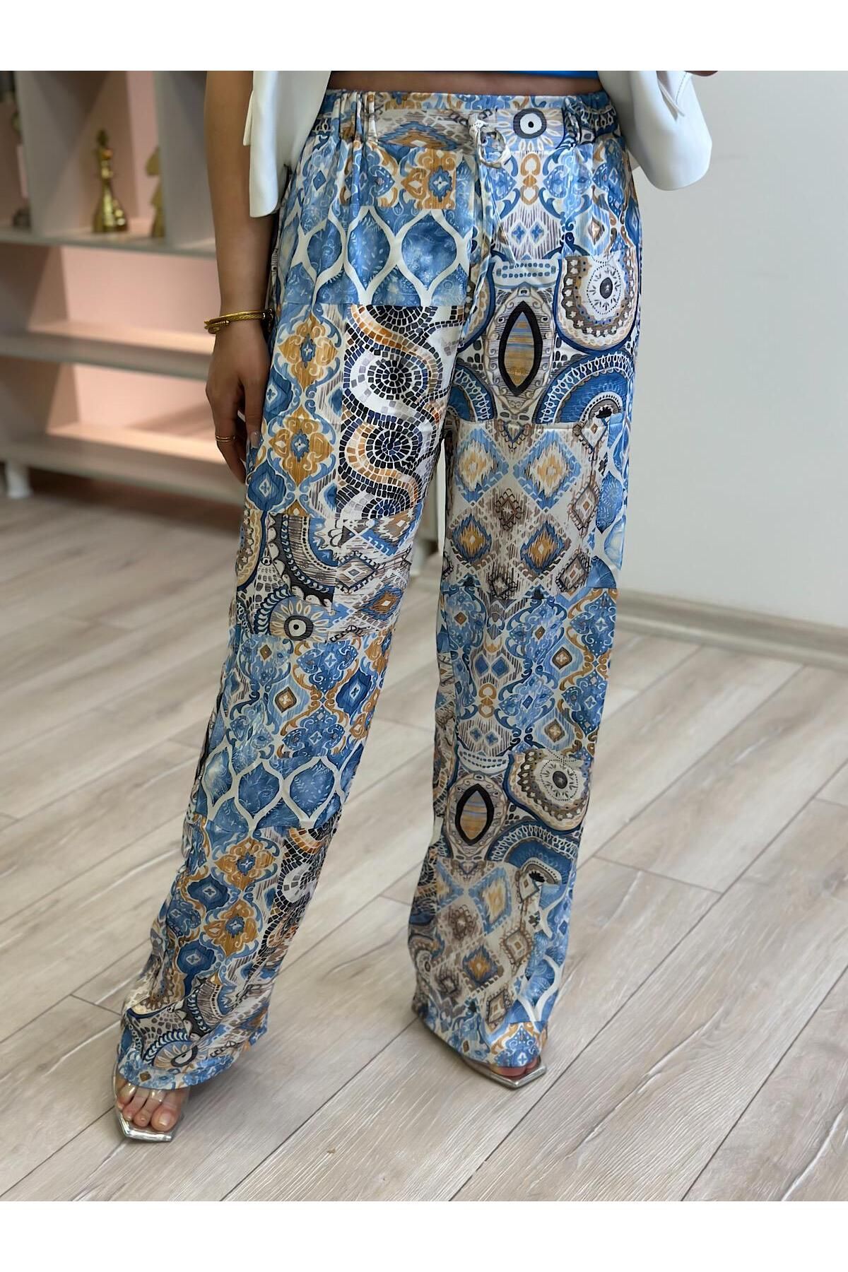 MELTEM TUĞAN Etnik Desenli Saten Pantolon MAVİ