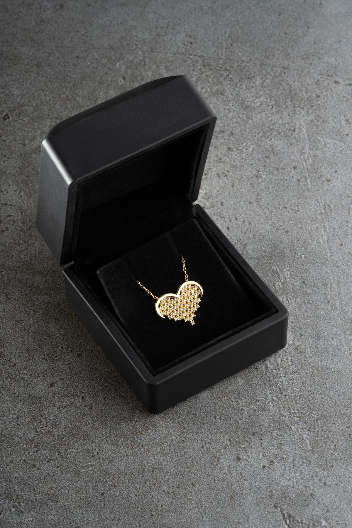 Silvano Jewelry 925 Ayar Gümüş Gold Işıklı Kutuda Zirkon Taşlı Kalp Kolye