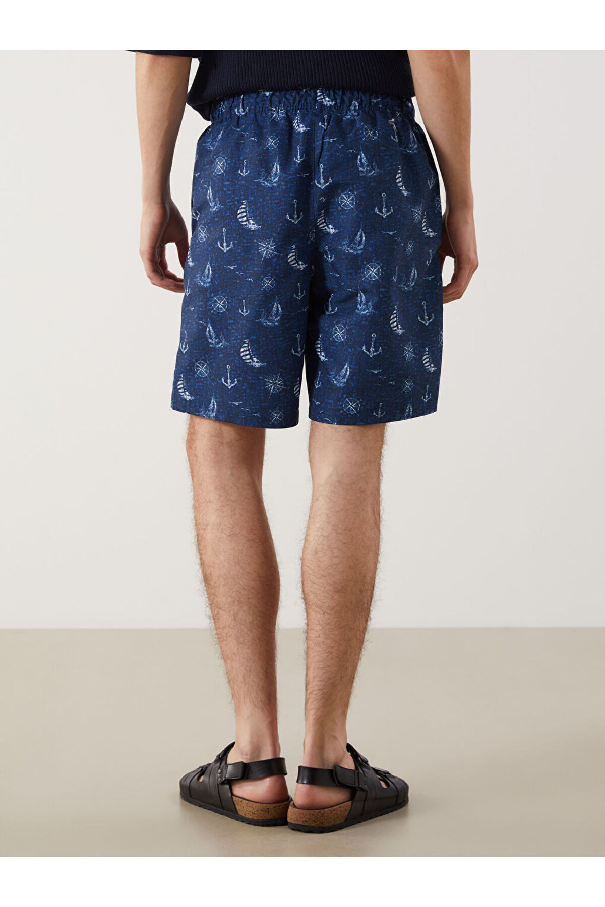 LC Waikiki-Create Your Style from Uzg Store |   Knee Length Patterned Men's Swim Shorts 5