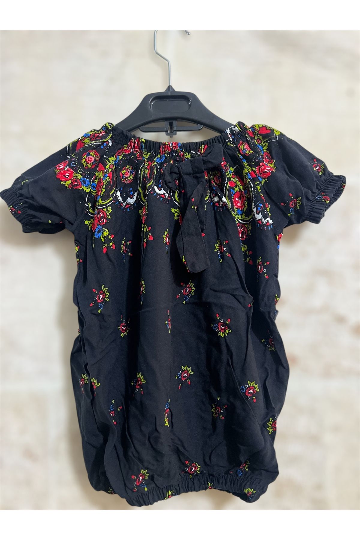 MODA Lastikli Çocuk Çiçek Desenli Tişört