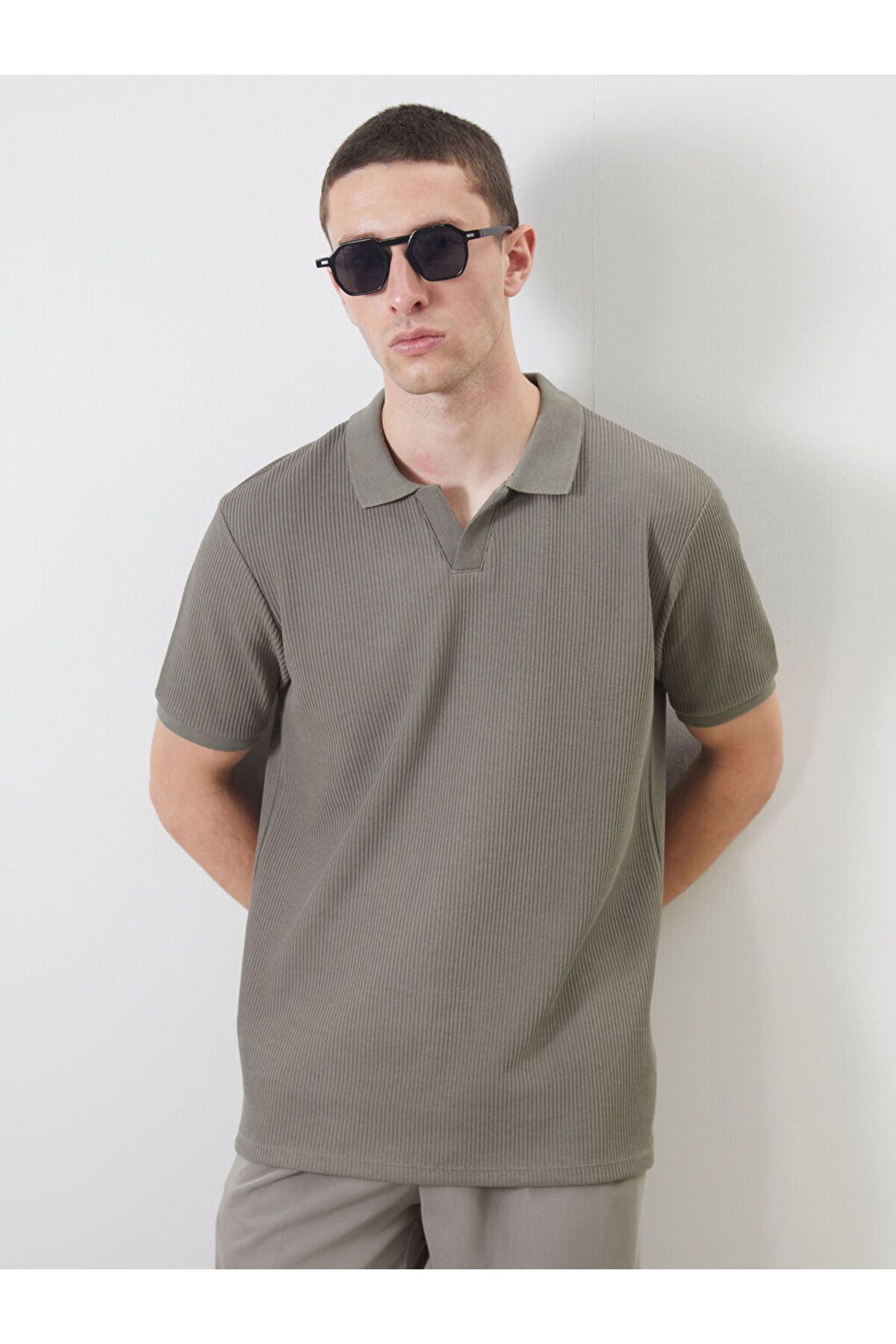 LC Waikiki Yeni Sezon Polo Yaka Kisa Kollu Erkek Tisort - S55171Z8