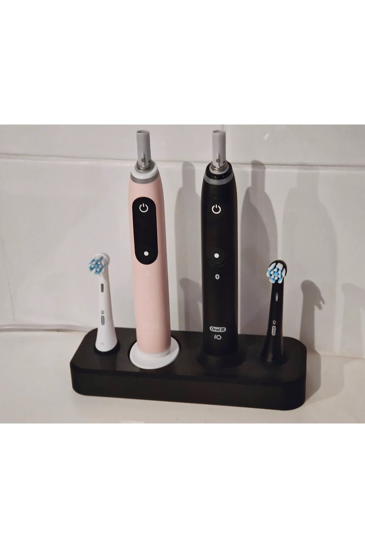 expreshediye Şarjlı Diş Fırçası Ve Başlıkları Oral B Io Uyumlu Stand - 2 Fırça, 2 Başlık