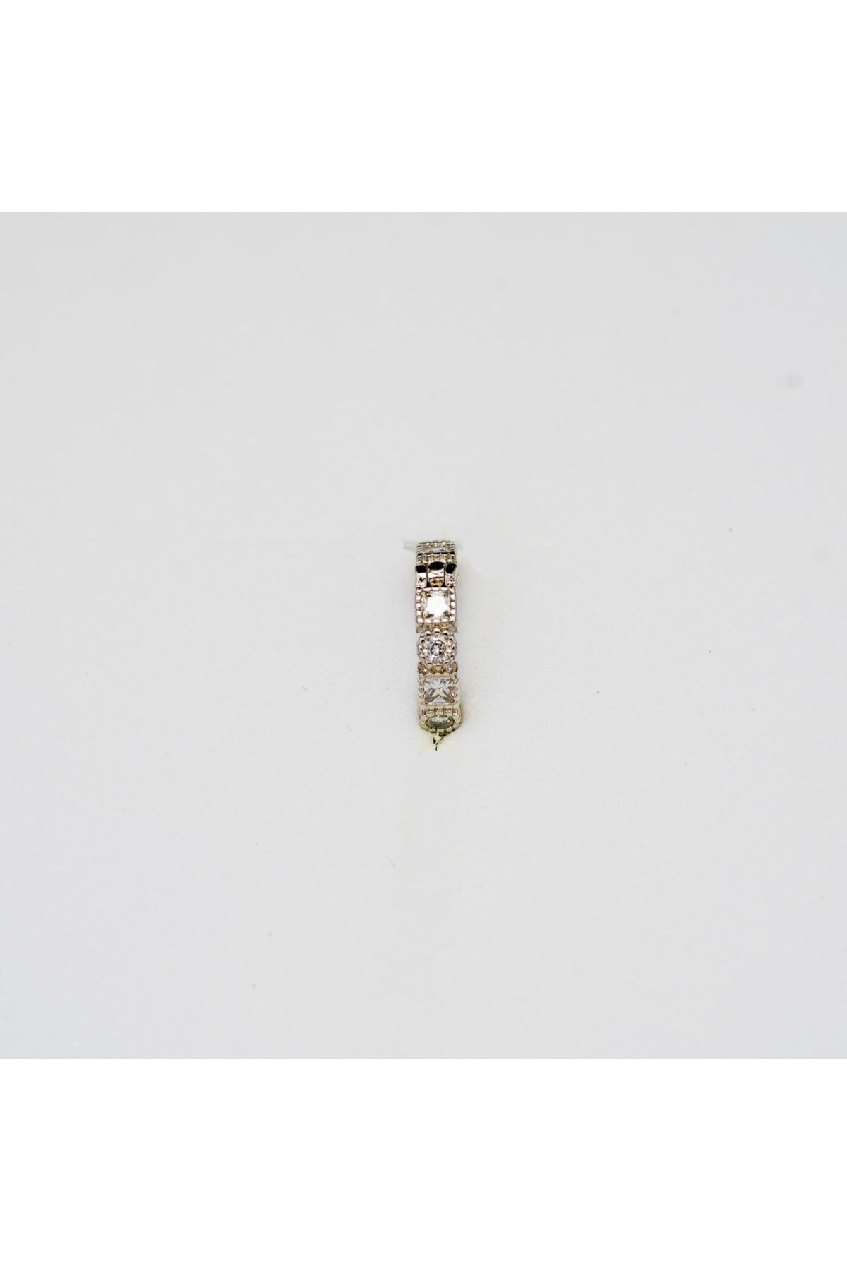 Piercing by Sever YUVALAK VE KARE TAŞLI HALKA ÇELİK PIERCING… GÜMÜŞ/SILVER RENKLİ (TARGUS HELIX CONCH FLAT)