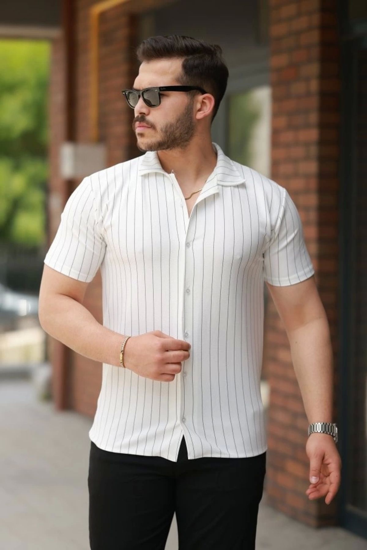 Butik Erkek Kısa Kollu çizgili Gömlek