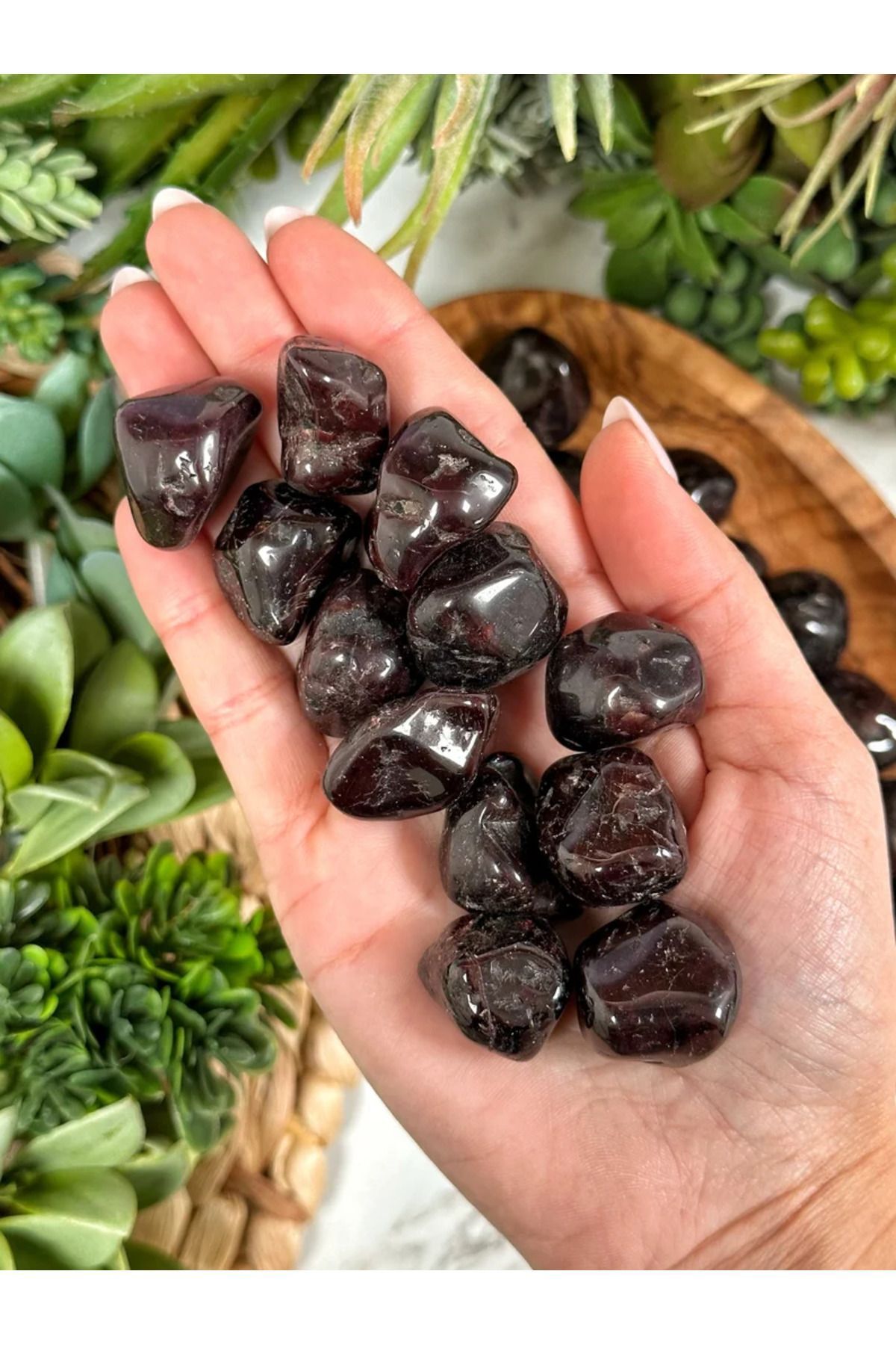 SerenityHaven Lal Garnet Doğaltaş Tımbıl Kütle 1-2 cm 1 adet