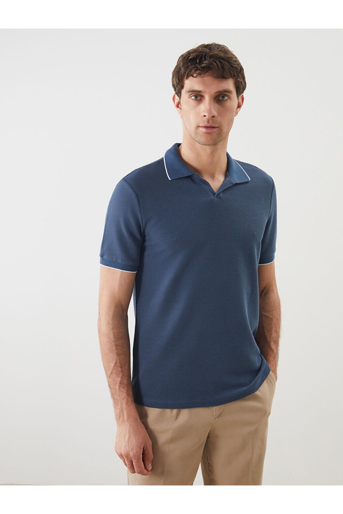 LC Waikiki Yeni Sezon Polo Yaka Kisa Kollu Erkek Dokulu Tisort - S5CR66Z8