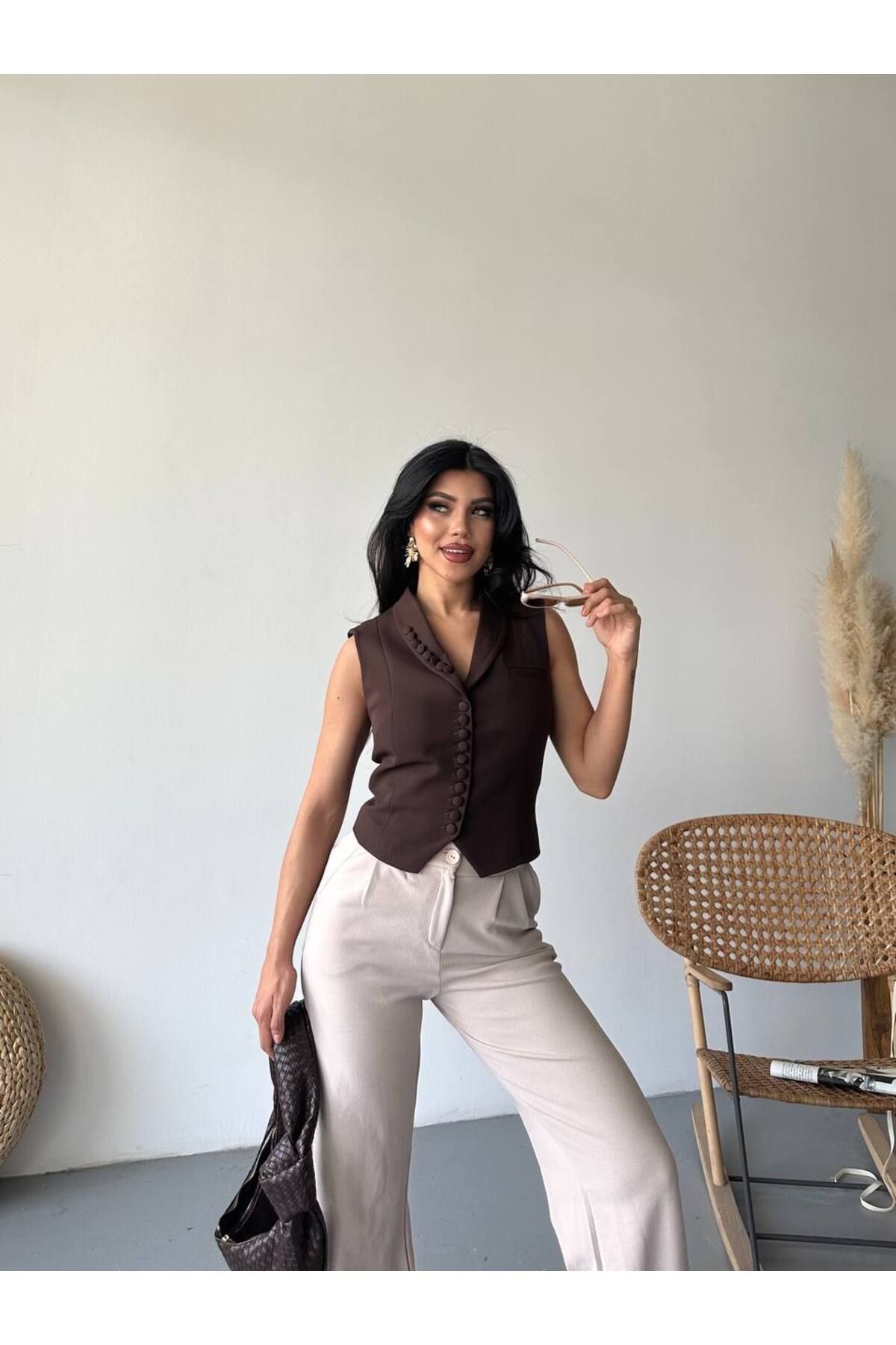 MVK GİYİM Yaka Düğme Detaylı Yelek