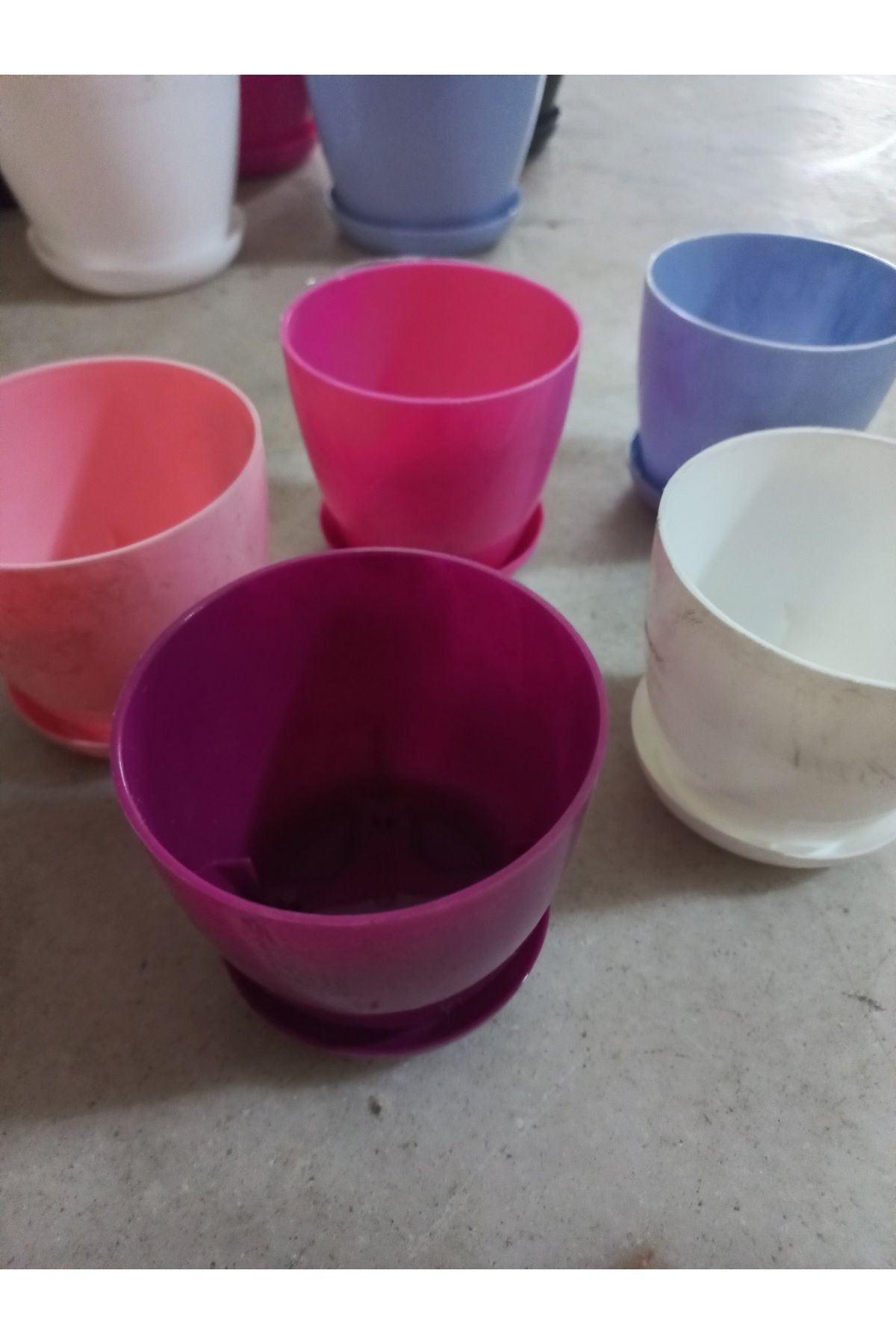 burak plastik küçük saksı begonya no:0 modeli 300 cc