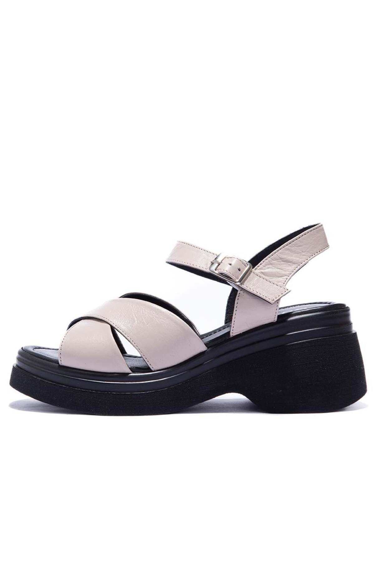 Gusse Libby Kadın Hakiki Deri Sandalet 64004