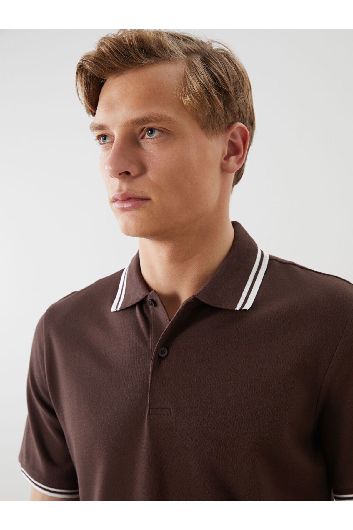 LC Waikiki Yeni Sezon Polo Yaka Kisa Kollu Erkek Dokulu Tisort - S5BL66Z8