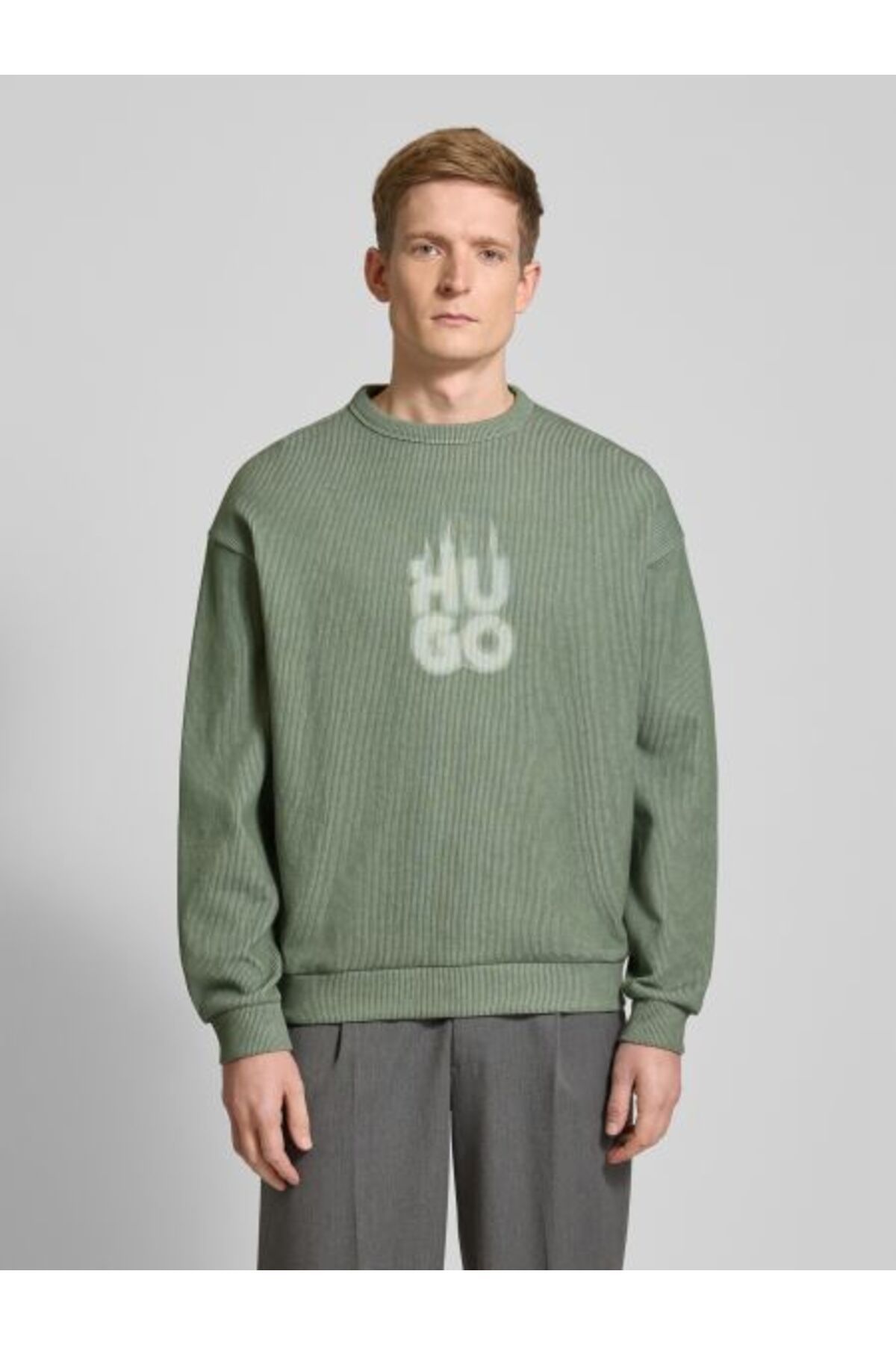 HUGO SWEATSHIRT