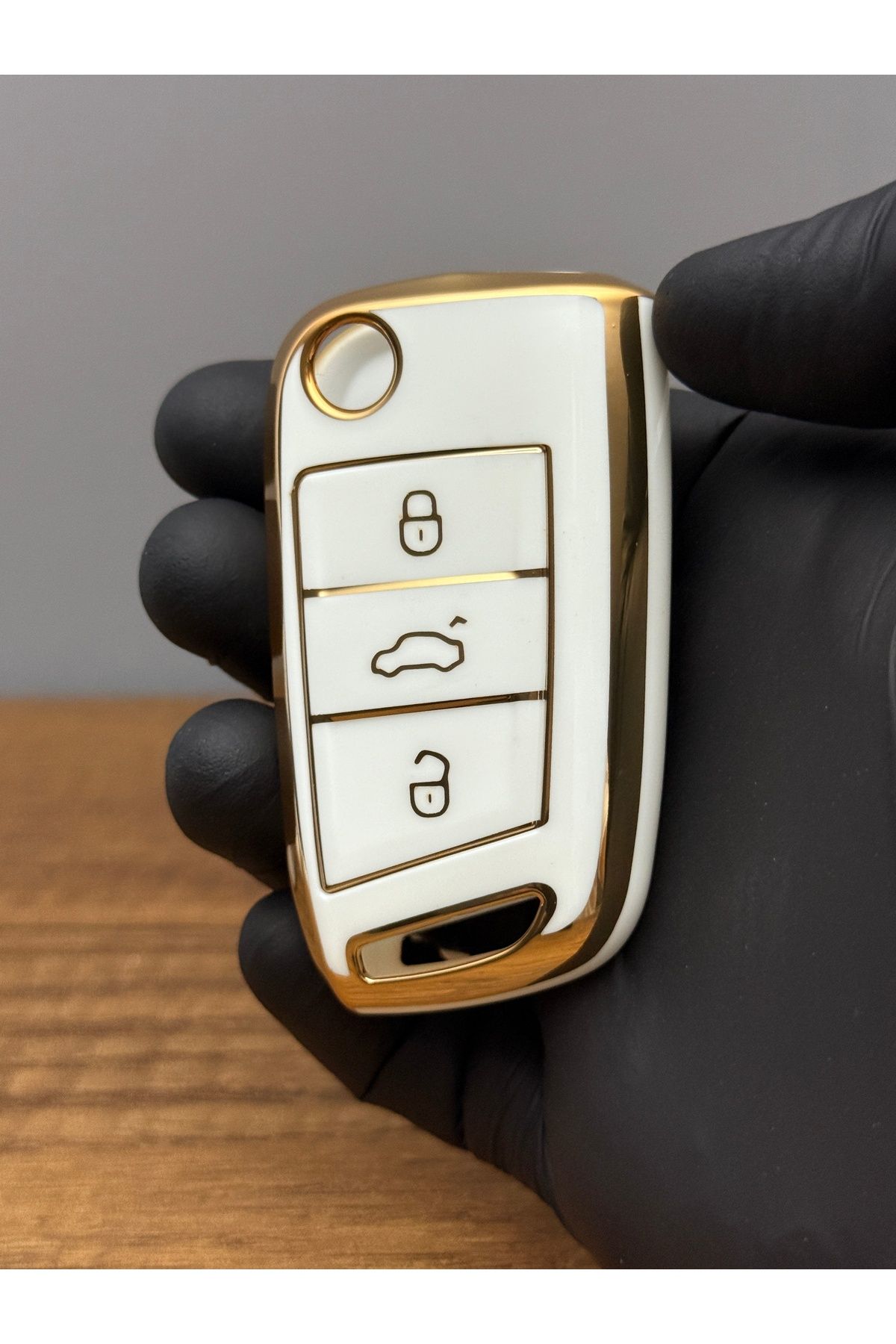 Mavi Keys Volkswagen, Skoda, Seat MQB Uyumlu Sustalı 3 Düğmeli Silikon Anahtar Kumanda Koruma Nano Kılıf Beyaz