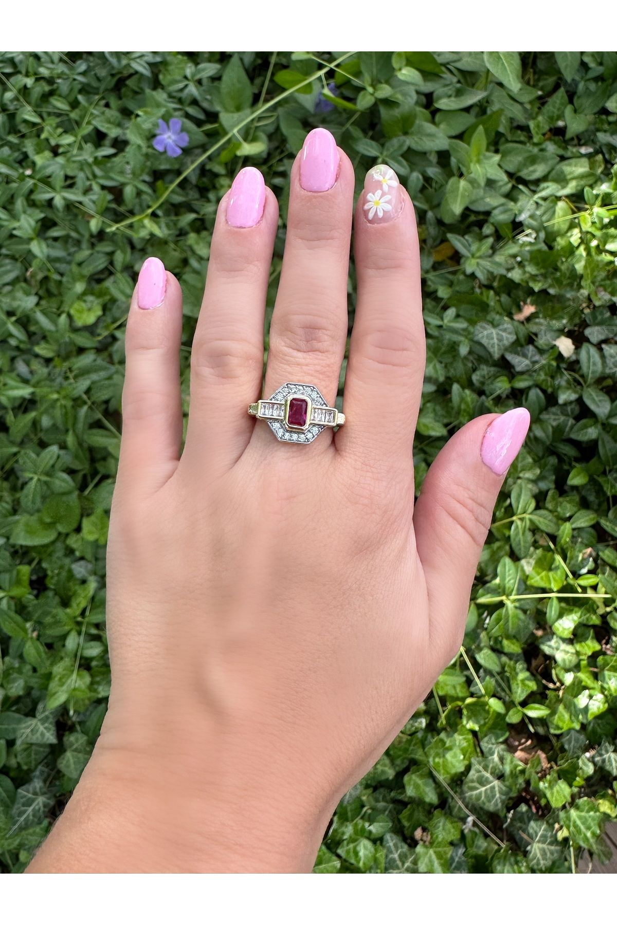 Gilia Jewelry Pembe Zirkon Taşlı Yüzük