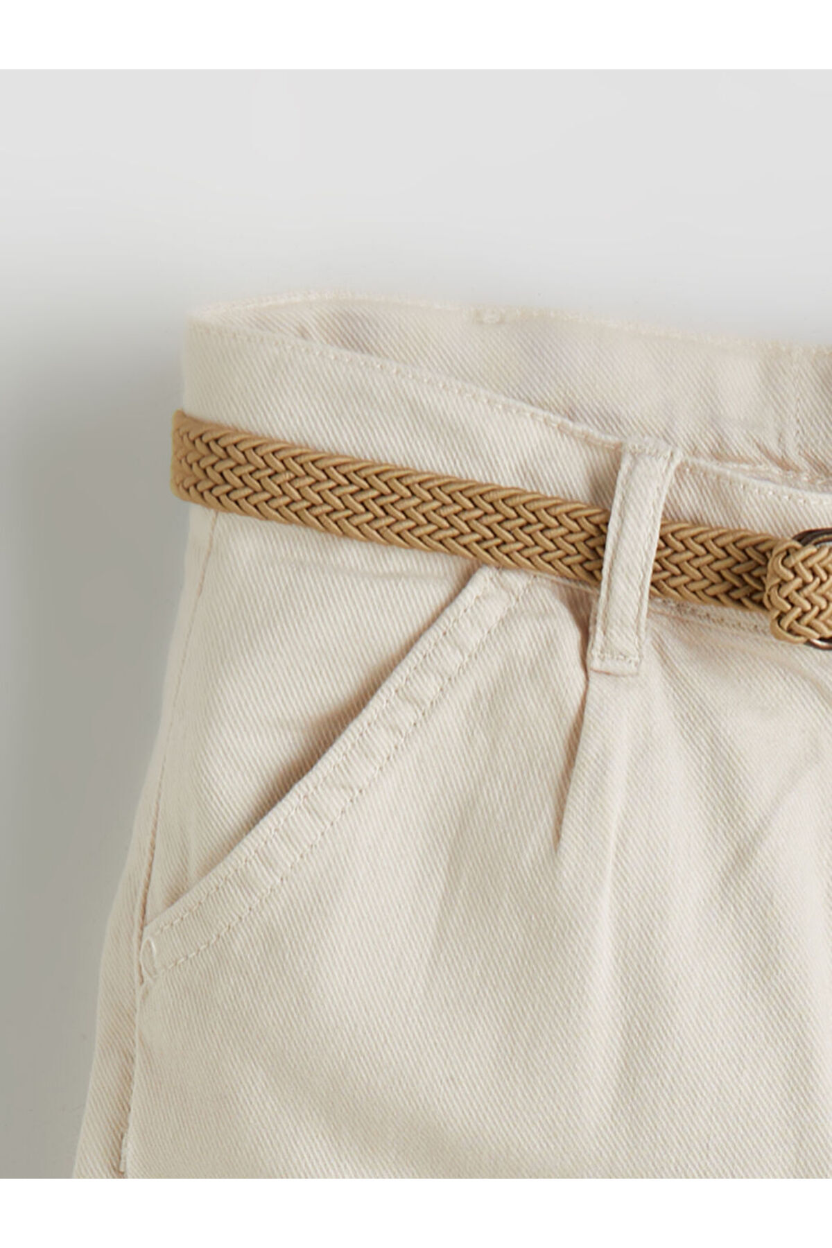 LC Waikiki-Sparkling Selections from Shining Store |   Basic Boys' Shorts with Belt and Pockets 3