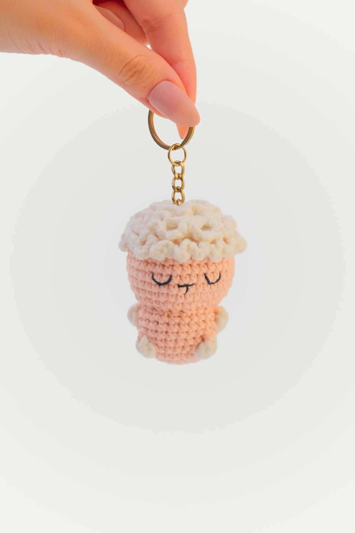 Nami Baby Amigurumi Anahtarlık El Yapımı Anahtarlık Kuzu Figürlü Anahtarlık Doğal Çanta Süsü