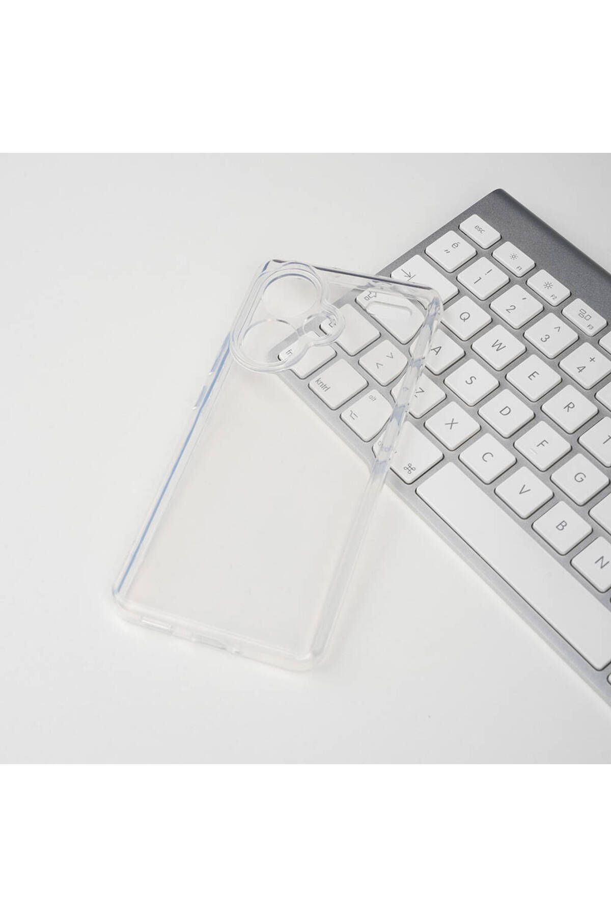 YTSGLOBAL Redmi Note 13 Pro Plus 5G Kılıf YTSG 2mm Anti Shock Silikon - Şeffaf