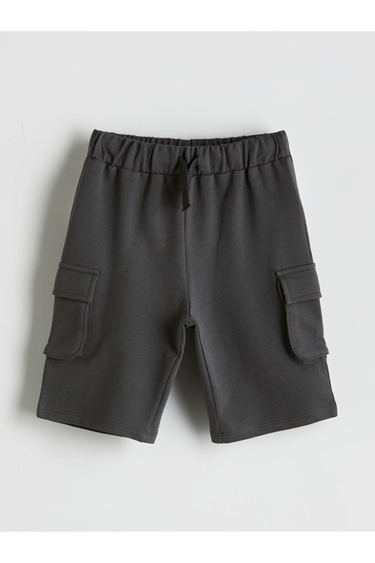 LC Waikiki-Lcw Boy's 2-Thread Shorts with Elastic Waist and Pockets 2