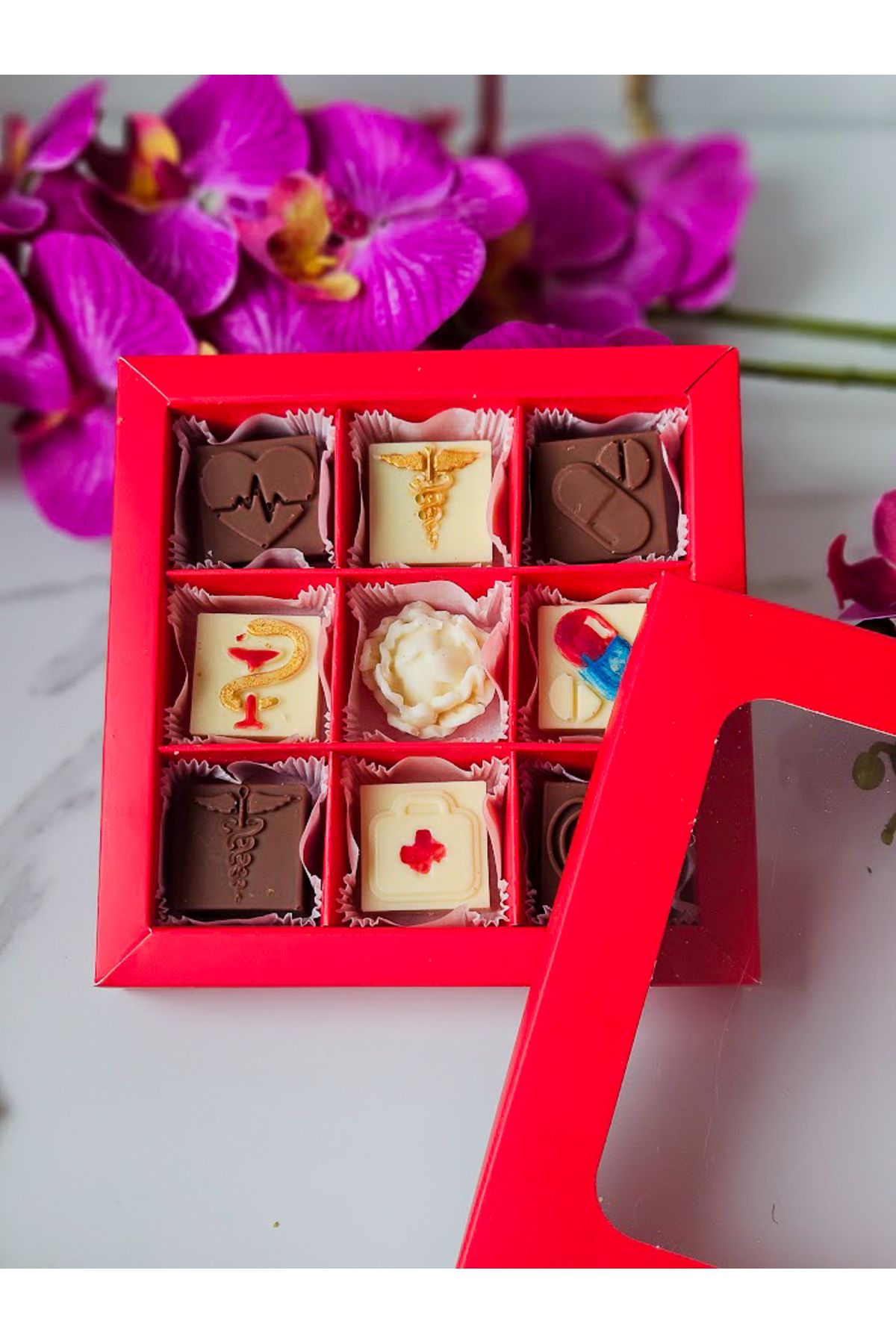 ksana choco Belçika Çikolatası ile El Yapımı Butik Hediye Kutusu – Doktorlara Özel Tasarım