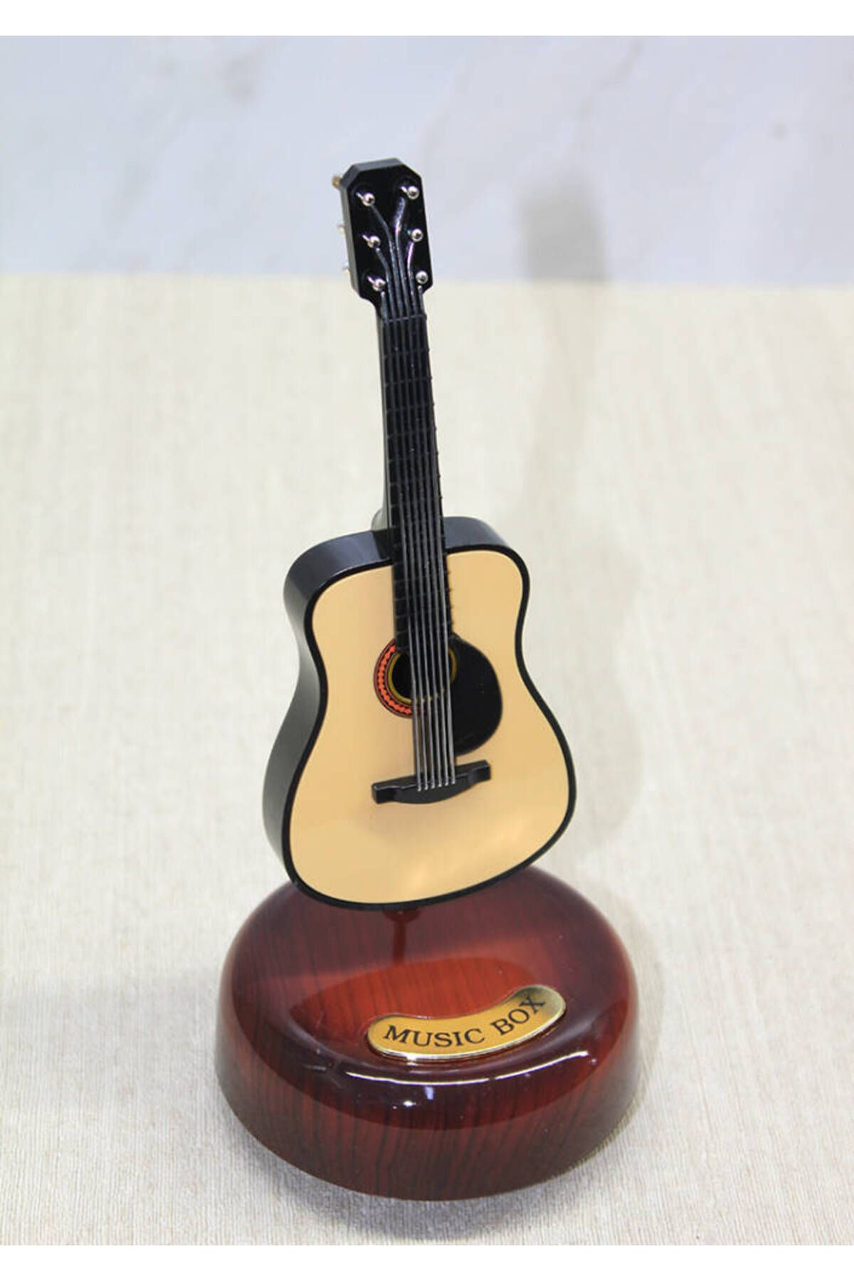 Vexahome Gitar Müzik Kutusu Model 1