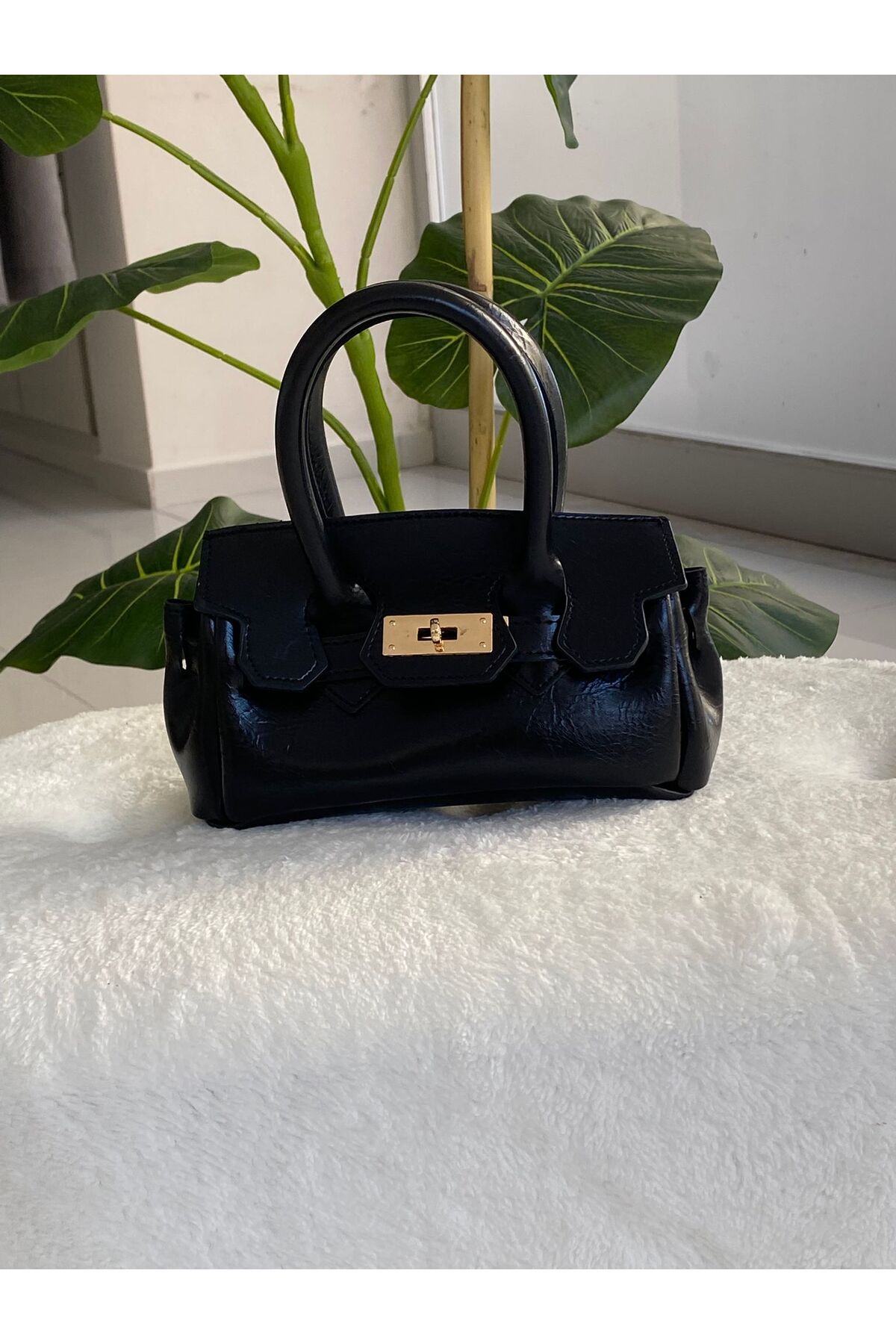 Nobles Jewellery Mini kilit detaylı deri çanta el ve omuz çantası
