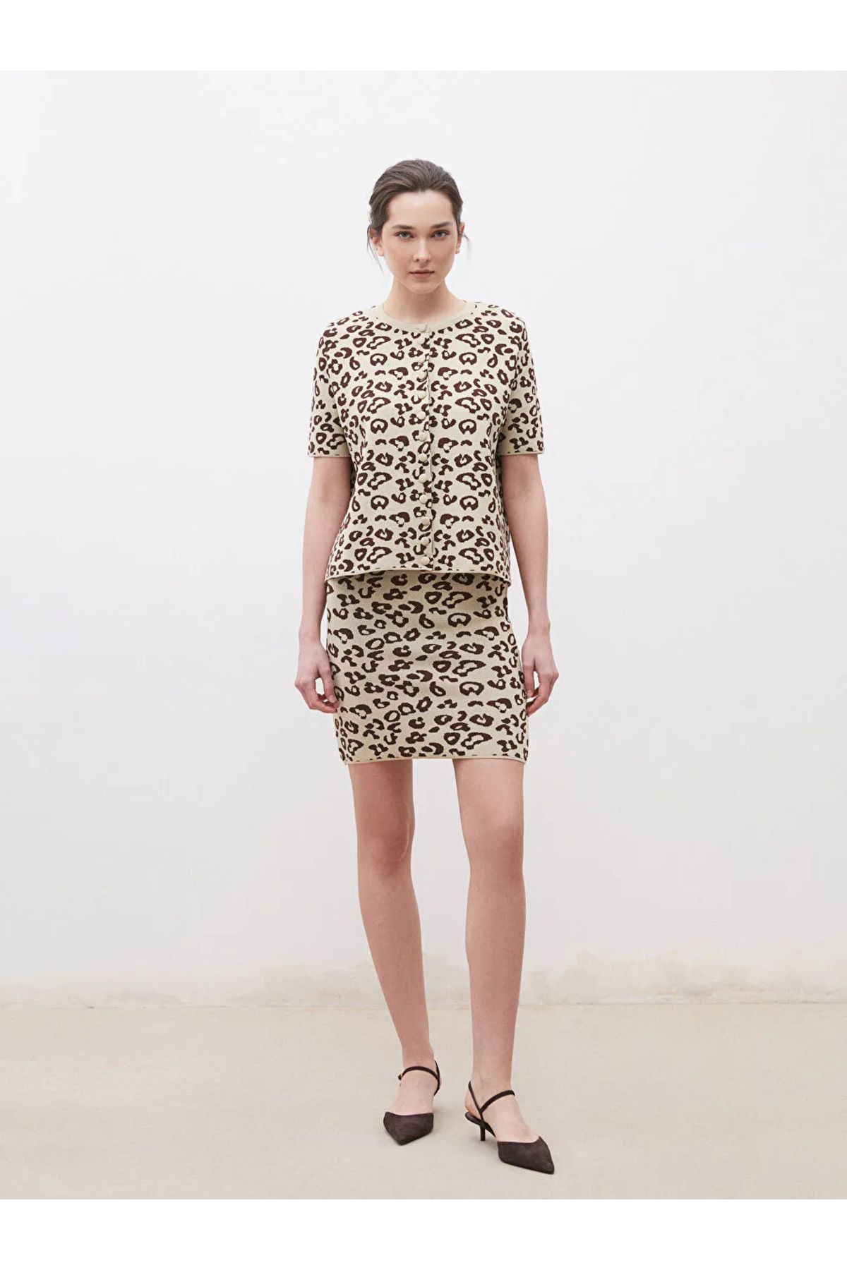 LC Waikiki Soulife Kahverengi Dar Fit Leopar Desenli Triko Mini Etek