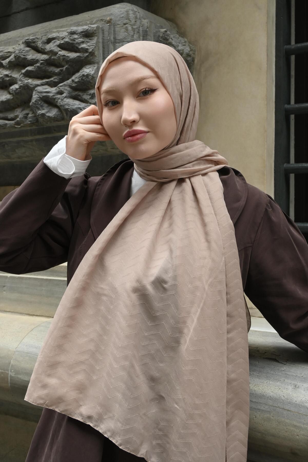 Pull Scarfs Krem - Zigzag Desen Bambu Jakar
