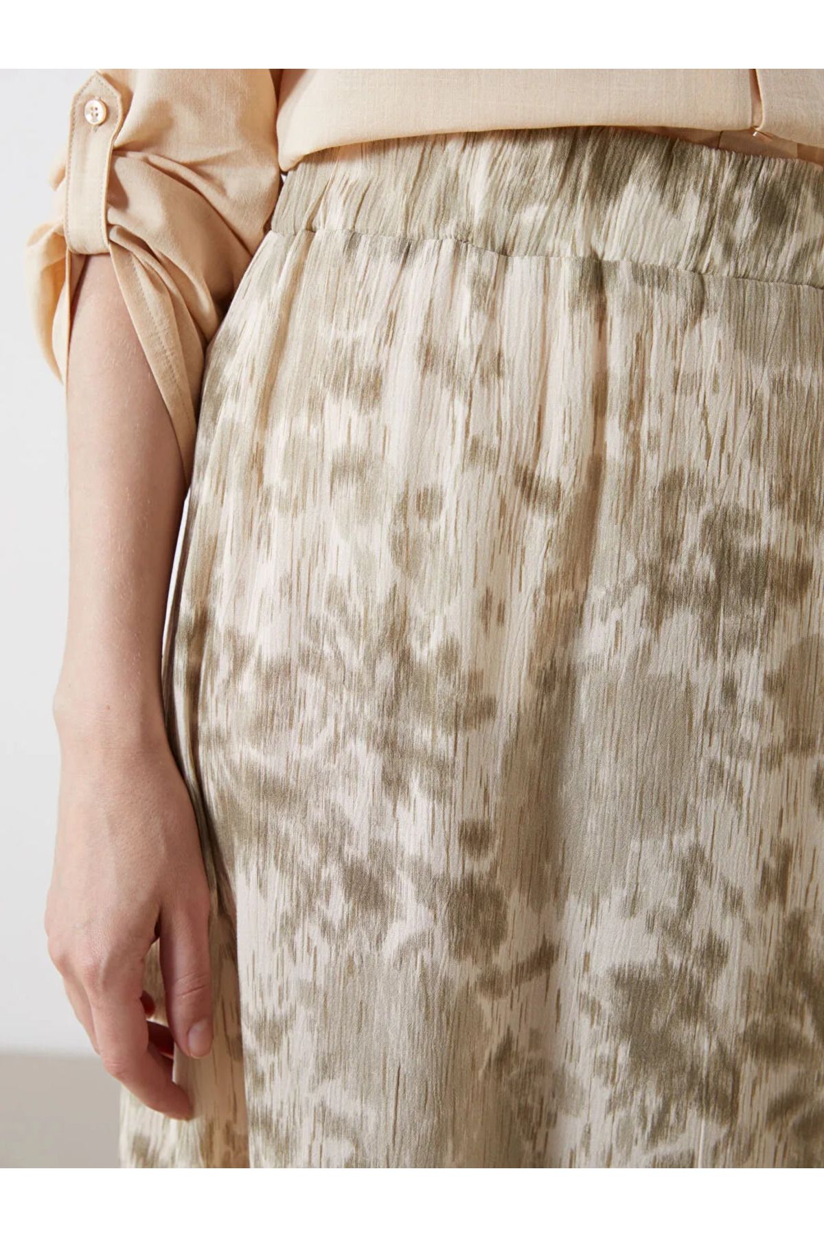 LC Waikiki-Lcw Grace Beige Patterned Pleated Skirt with Elastic Waist 3