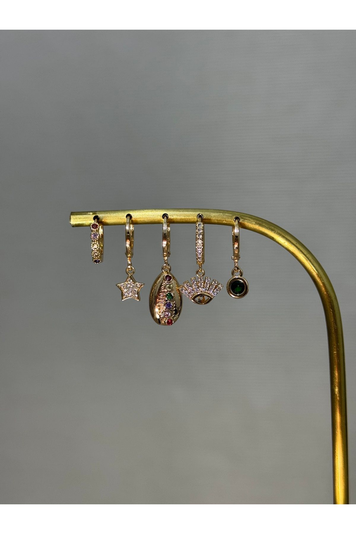 XUPING JEWELRY 18K 6’lı zirkon taşlı gold çelik küpe paslanmaz kararmaz