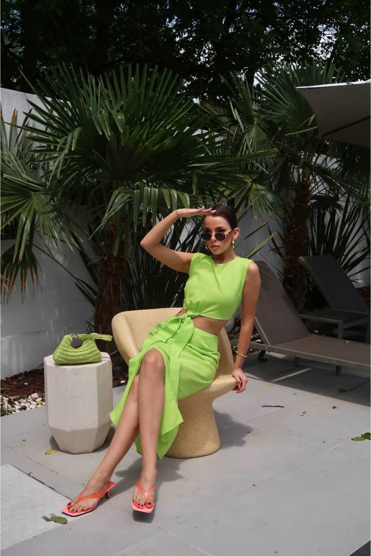 Castivo Fashion Bel Dekolteli Bağlama Detaylı İkili Takım