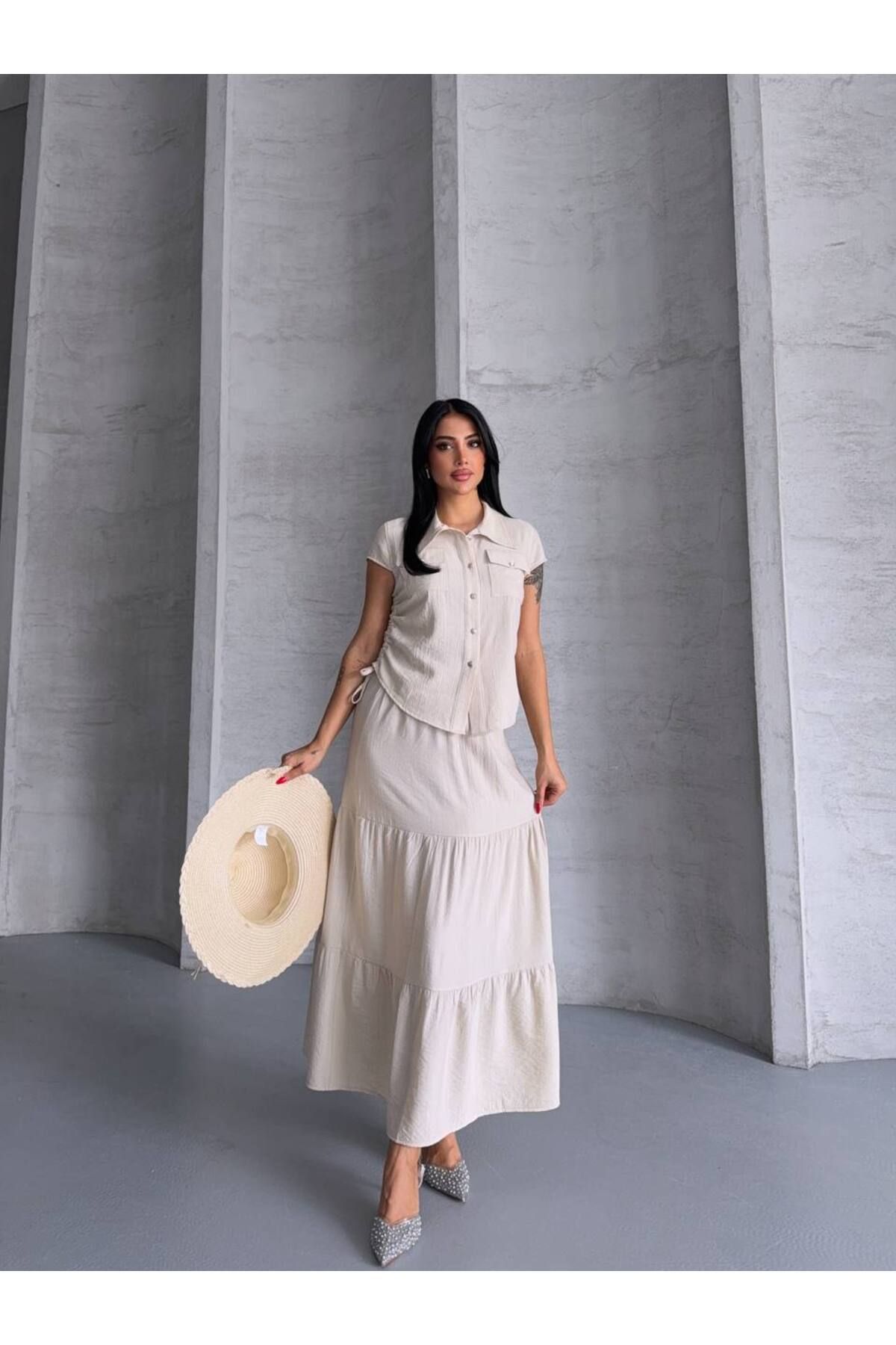 Castivo Fashion Katlı Etekli Düğmeli Yaz Takımı