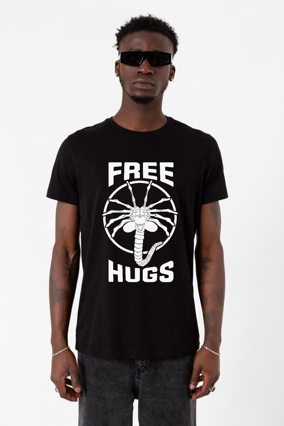 Tshirthane Free Facehugger Hugs Siyah Erkek Tshirt