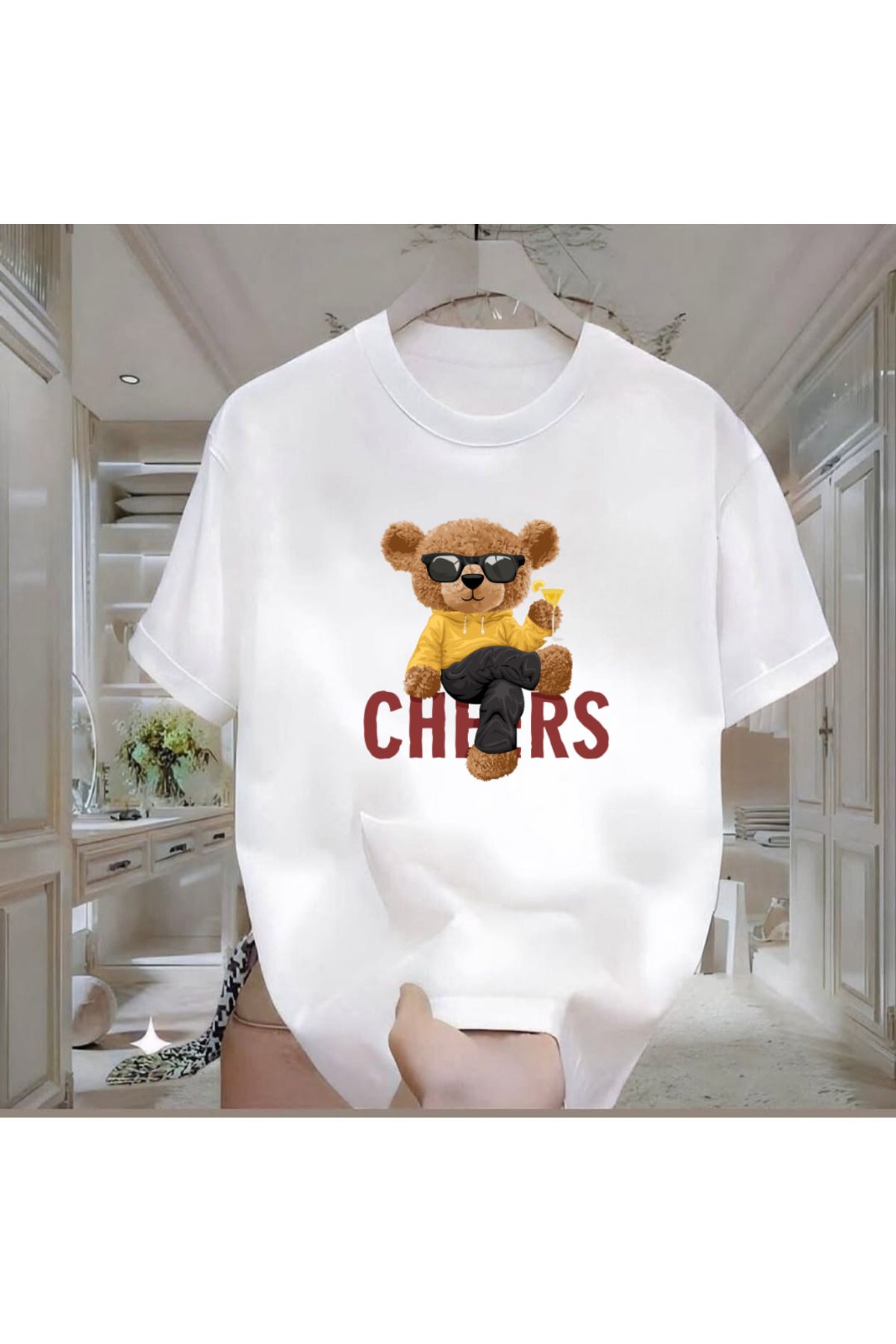 ROVELLA Cheers Bear Baskılı Beyaz Oversize Erkek Tshirt