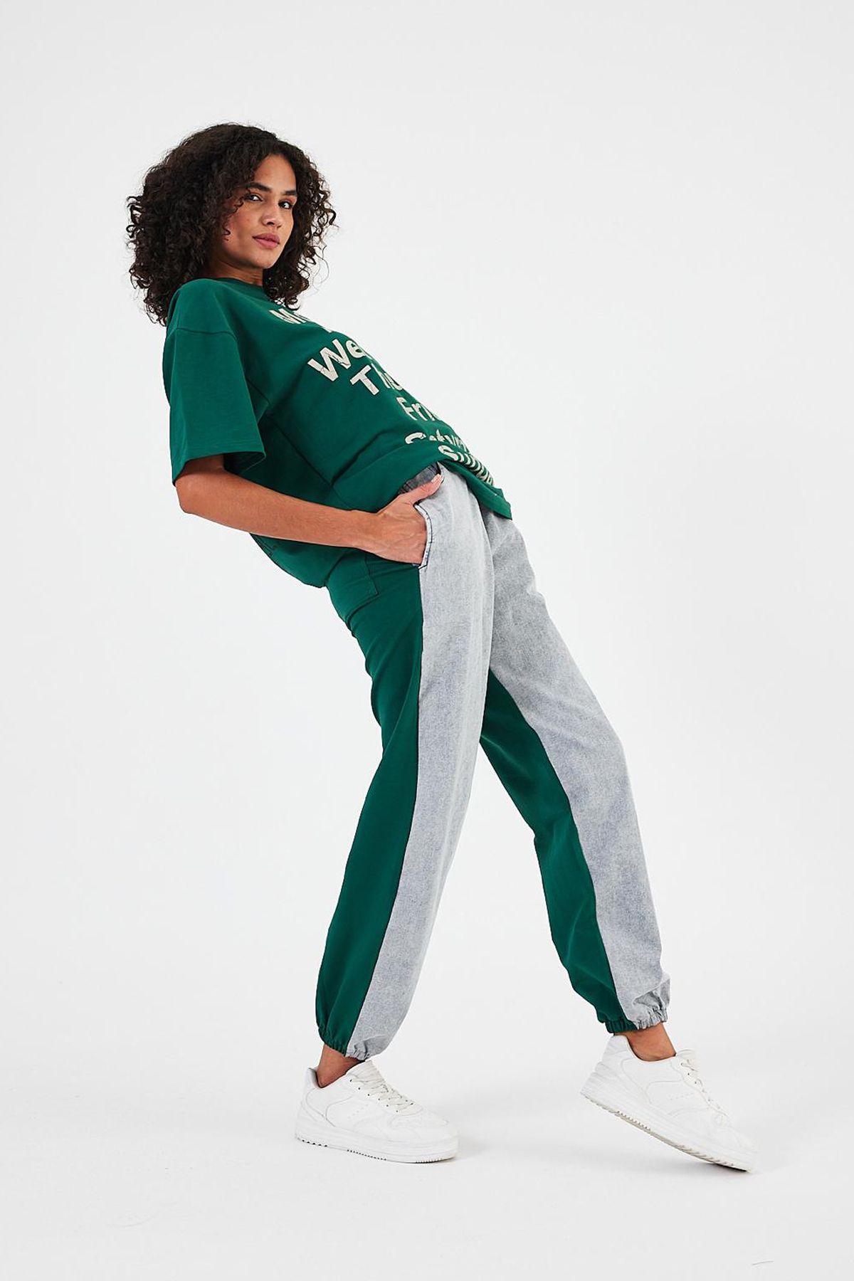 Jijass Jeans Lastikli Paça Rahat Cepli Kadın Kot Pantolon