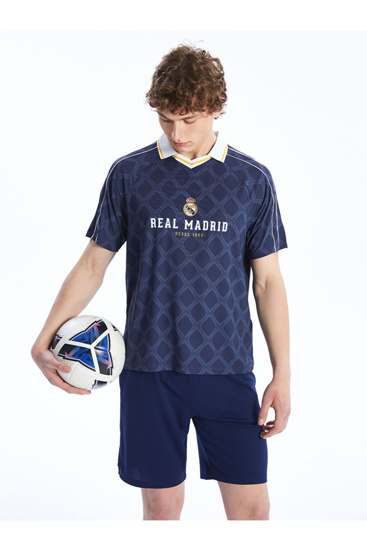 LC Waikiki XSIDE ACTIVE Polo Yaka Real Madrid Baskılı Erkek Taraftar Tişört